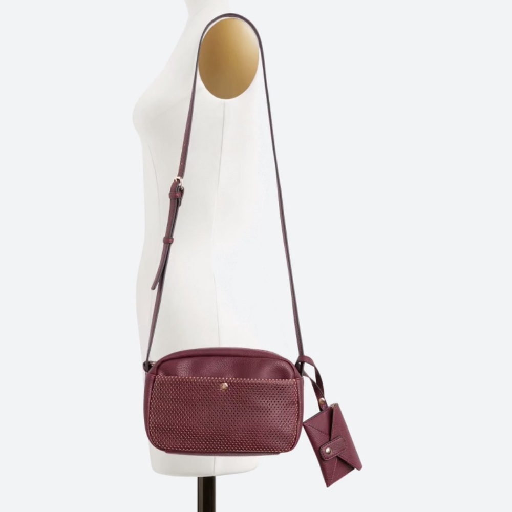 Market & Spruce purse